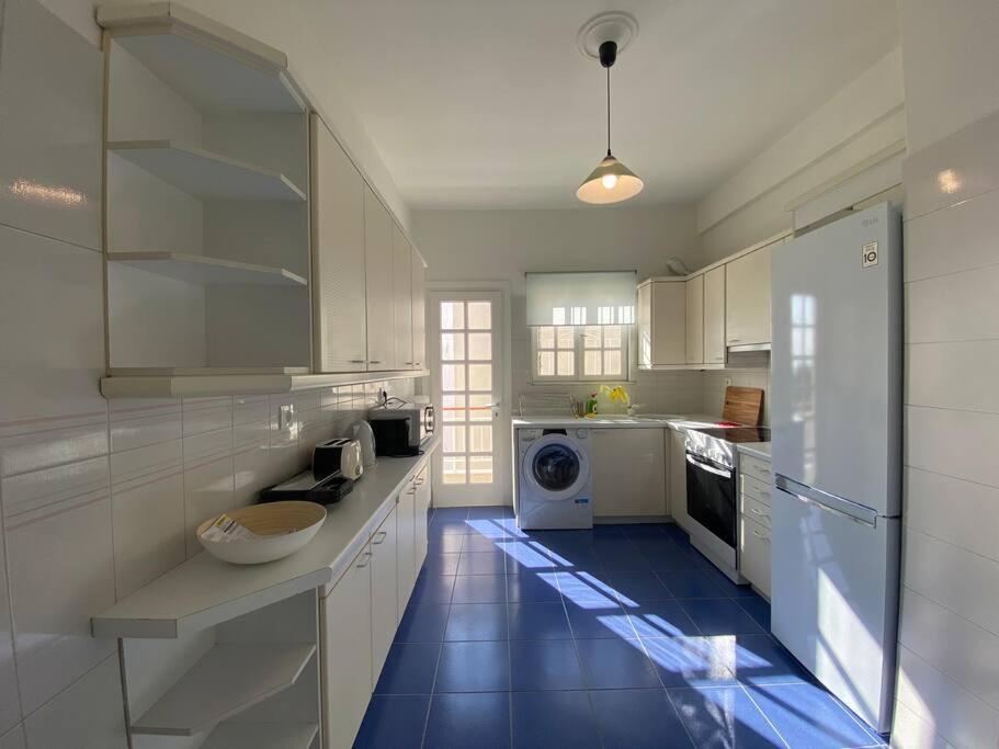 2-Bedroom Apartment In Athina Athens Exterior photo